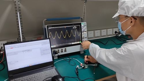 從校園到流水線 大學(xué)生團(tuán)隊研發(fā)“火眼”微芯片，革新電子材料制造